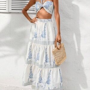Elegant Blue Floral Maxi Skirt